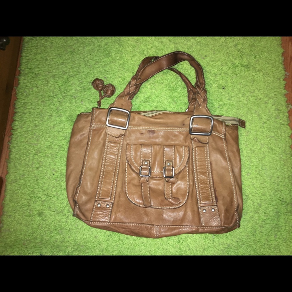 Clearance 🛍 Vintage Carmel fossil handbag.